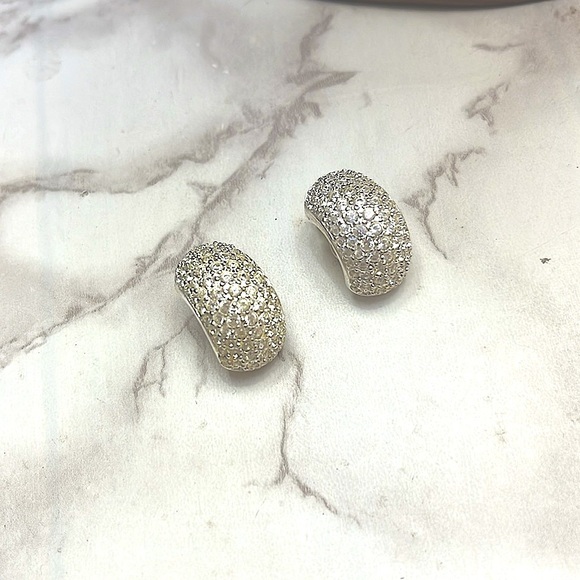 Carolee Vintage Sparkly Crystal Silver Cuff Style Clip on Earrings - Picture 5 of 14